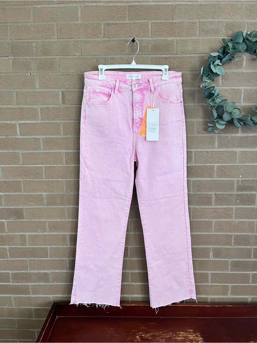 Straight Leg Women’s Jeans in Light Pink - Unbranded